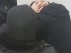 Устроивший стрельбу в караоке-баре житель Кишинева попытался сбежать на Украину