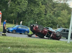 18-летняя дочь директора лицея перевернулась на BMW