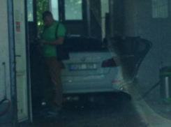 «Беспредел» на автомойке в Кишиневе устроили «выжившие всех» мужчина с женой