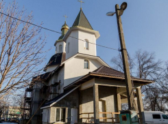 Бездомный устроил беспорядок и справил нужду в Бельцкой церкви