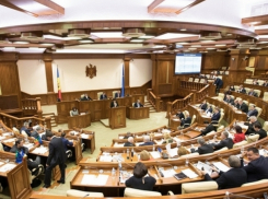 Канду потребовали подать в отставку после предательства молдавского народа