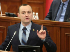 Батрынча: Если Санду чувствует себя комфортнее за границей, то молдавский народ хочет лучшей жизни у себя дома 