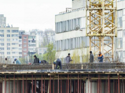Ион Чебан недоволен тем, что застройщики развозят грязь по городу