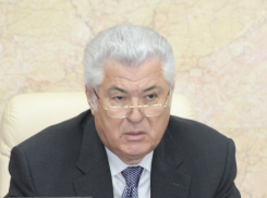 Воронин косвенно поддержал кандидатуру Додона и в пух и прах раскритиковал Санду