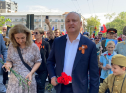 Додон выиграл в суде дело о штрафе за Георгиевскую ленту