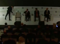 Антироссийскую конференцию в Кишиневе внезапно погрузили во тьму