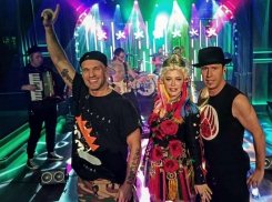 «Мультикультурное шоу» устроили в «Вечернем Урганте»  Zdob și Zdub, Loredana и Лигалайз