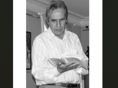 Памяти выдающегося пушкиниста Сергея Александровича Фомичева…