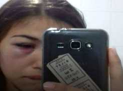 Жесткие разборки в кишиневском троллейбусе после избиения мужчиной девочки сняли на видео