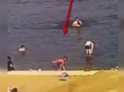 Жителя столицы задержали за кражи на пляже  