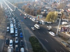 Километровые пробки Кишинева с высоты птичьего полета