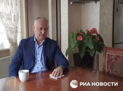 - В Молдове установлена тотальная диктатура с согласия западных кураторов, - Додон