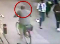 Рецидивист на велосипеде поймался в камеру наблюдения и был схвачен в столице