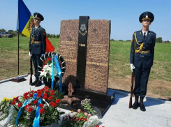 Монумент выходцам из Казахстана, освобождавшим Молдову, открыли на Шерпенском плацдарме 