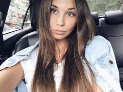 Возлюбленная известного хоккеиста погибла при крушении самолета в России