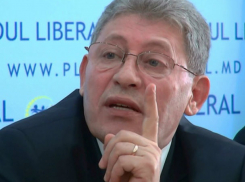 Светлые и темные силы одновременно призвал на помощь Михай Гимпу