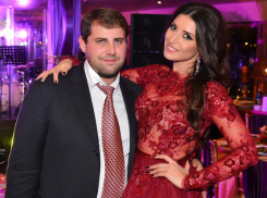 Жасмин скрывает поклонников: «Я вру ревнивому мужу, чтобы он не взорвался»