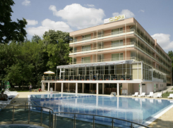 Жуткий отдых с «мертвым жуком» на популярном курорте Болгарии шокировал молодую мать из Кишинева