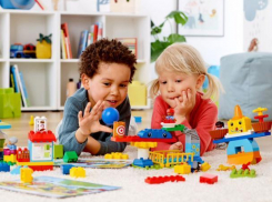 Для молдавских детей кукла Барби или конструктор Lego - роскошь