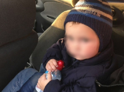 Любовник вынудил украинку продать своего двухлетнего сына: фото матери и ребенка