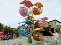 Праздник мыльных пузырей в OrheiLand объединил семьи и подарил радость сотням детей