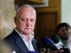 Додон: Власть предпринимает беспрецедентную попытку подавить парламентскую оппозицию и ограничить свободу слова