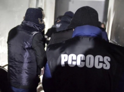 Дело о масштабном уклонении от уплаты налогов привело к обыскам в офисе и у сотрудников ФК «Дачия»