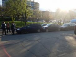 Цепная авария по улице Албишоара - пострадали несколько автомобилей