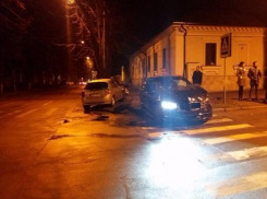 Девушка получила тяжелые травмы в столкновении автомобилей на перекрестке в Кишиневе