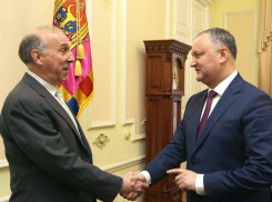 Игорь Додон встретился с послом США в Молдове 