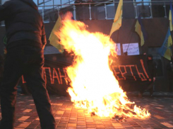 Казнь у консульства России: в Одессе обезглавили и сожгли «оккупанта»