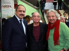 «Театр с улицы Роз» будет носить имя своего основателя