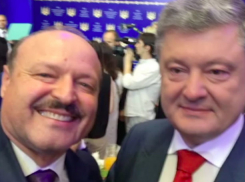 Гилецкий помолился в Киеве вместе с Порошенко «по американскому подобию»