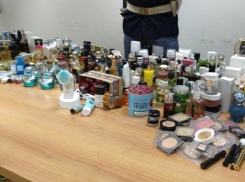 Молоденькая продавщица из Молдовы вынесла из duty free в Италии духи и косметику на 40 тысяч евро 