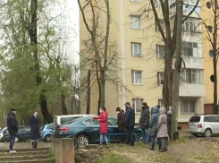 На Скулянке местные жители ругаются друг с другом из-за мусорных контейнеров
