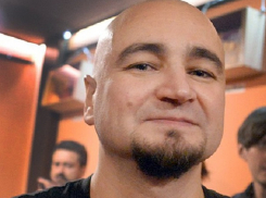 К выпавшему из окна украинскому поэту отнеслись в больнице как к бомжу