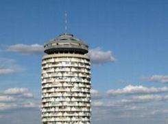 Один из символов Кишинева заставлен новостроями - горожане крайне возмущены
