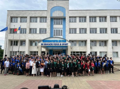 Спортсмен: политики с нами фотографируются ради политического пиара, а затем закрывают университет