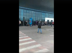 Аэропорт Кишинева: коронавирус для наших людей - пустой звук