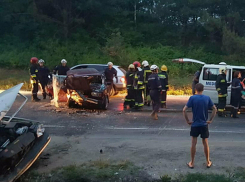 Два человека получили травмы в жуткой аварии по вине лихача на Volvo