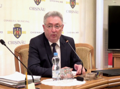 Срочной ликвидации залежей веток у жилых домов из-за пожара в столице потребовал Грозаву 