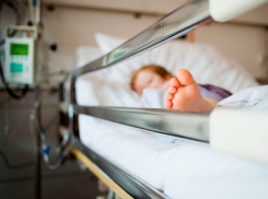 Малыш умер в конвульсиях на глазах отца из-за халатности медиков в Тирасполе