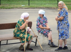 Чиновники неправильно рассчитали соцпособия и потребовали, чтобы получатели вернули переплаченные деньги 
