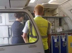 Трижды самолет Wizz Air не мог вылететь из Кишинева из-за неисправности мотора