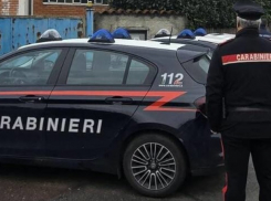 Итальянская полиция нашла нелегальное производство: трудились 23 молдаванина, в том числе 8 детей