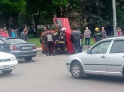 На бульваре Траян на Ботанике перевернулся автомобиль