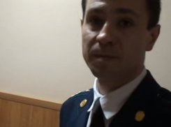 Прокурор, оправданный по делу о взятке в 12 тыс. евро, требует восстановить его в должности