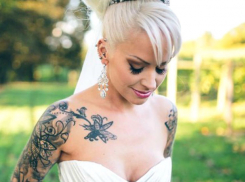 «Толстая акушерка» от любви похудела на 38 кг и вышла замуж сексуальной блондинкой