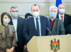 Батрынча: одни и те же сотрудники СИБ задерживали Стояногло и высылали турецких учителей