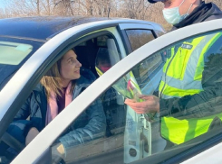 Молдавские полицейские сделали женщинам приятно